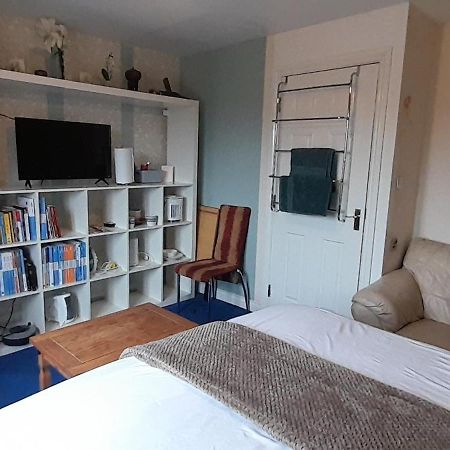 Jodefa 2 Apartment Уолсал Екстериор снимка