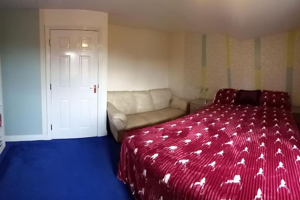 Jodefa 2 Apartment Уолсал Екстериор снимка
